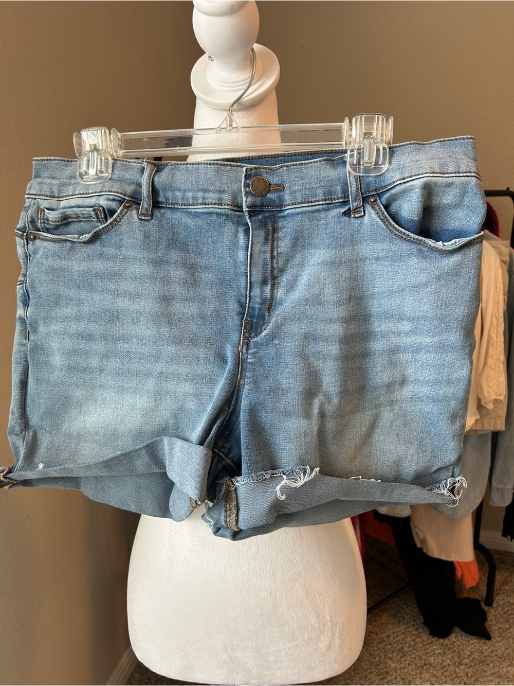 JUICY COUTURE Cutoff Denim Jean Shorts Jorts Raw Hem Rolled Size 16